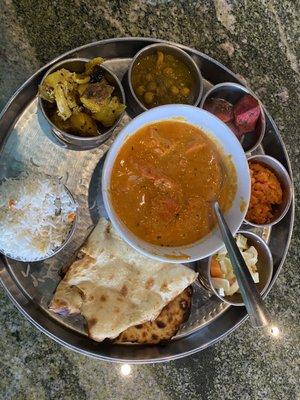 Lunch platter with butter chicken