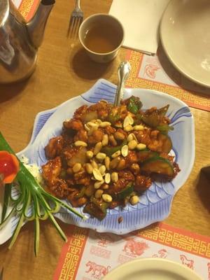 Notice the decorative zucchini and radish flower on the side :) portions are huge