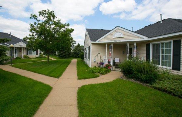 Cottages of Spring Lake Park