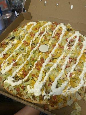 Taco pizza