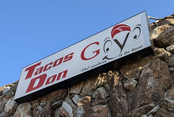 Tacos Don Goyo del carbon