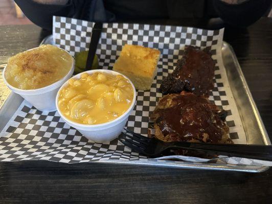 Brisket, pulled pork, Mac & cheese, applesauce, cornbread