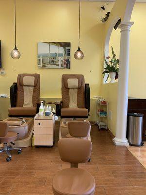 Pedicure stations