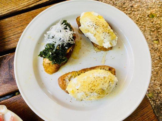 Ricotta + Kale Crostinis