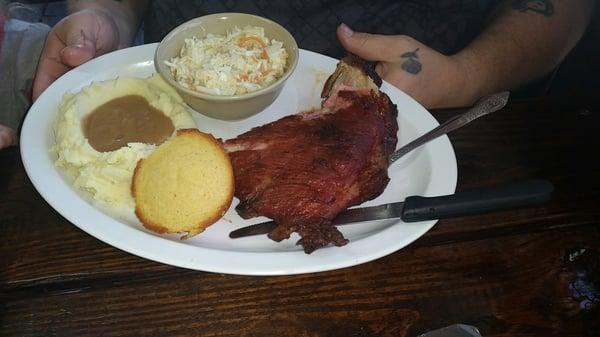 1/2 slab ribs plate. Vinegar slaw and some of the best mashed potatoes and gravy I've had out in a long time.