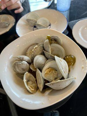 Steamed clams - excellent