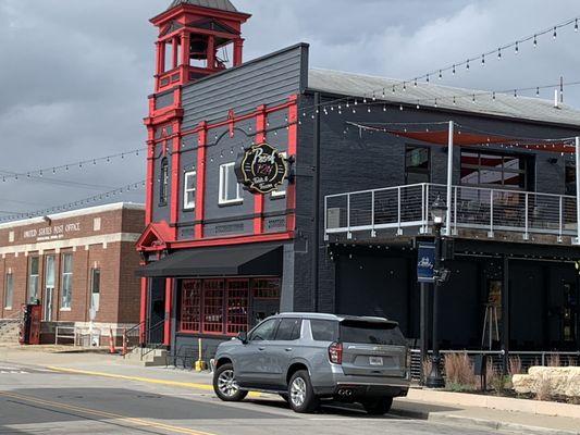 Side angle of the restaurant