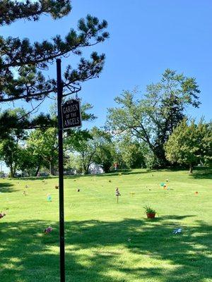 The Garden of the Angels, baby section of Mount Olivet