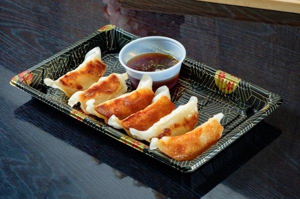 6 Shrimp Gyoza