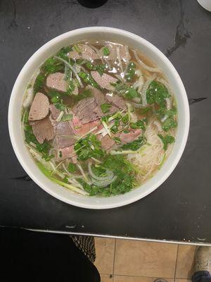 Combination pho - pho đặc biệt