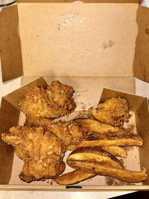 4 piece mixed chicken and Jo Jo's snack - $11.95