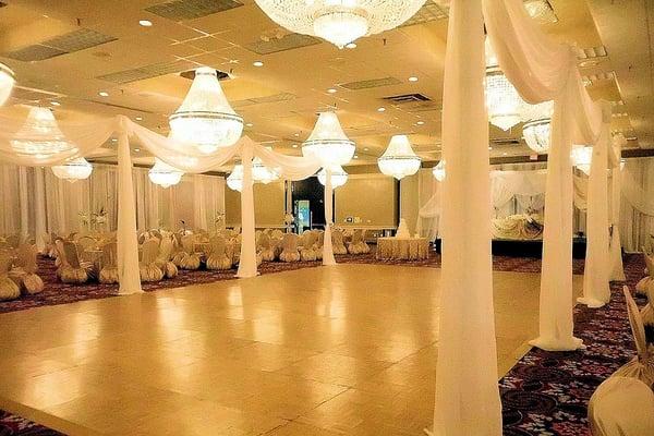 Causeway Bay Hotel - Lansing, MI - Lansing Hotels - Lansing Wedding Venue