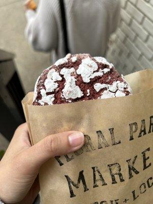 Red velvet cookie