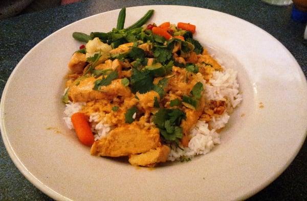 Red Curry Chicken - delicious and just the perfect sauce to rice ratio.