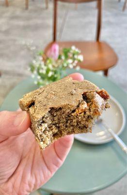 Almond houjicha blondie ($5) - nutty, soft and a bit gooey, and soooo good