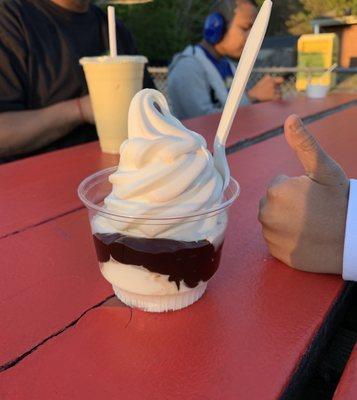 Vanilla Soft Serve w/ Hot Fudge