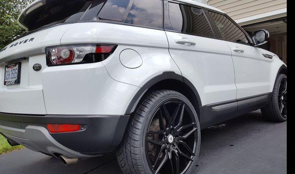 Range Rover evoke 22×10 Asanti's