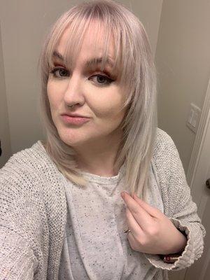 Went from multiple colors to a beautiful icy platinum and my hair still looks healthy and soft!