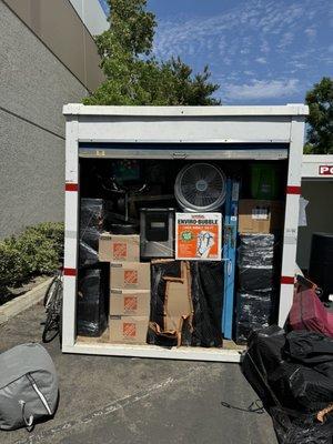 Fast Movers loading my two PODS