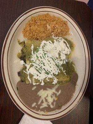 Perla's plate- Tomatillo sauce was super good