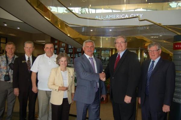 Mayor Viktor Sapozhnikov from Novovolynsk in Ukraine with Rancho Cordova Mayor David Sander.