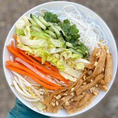 Vermicelli Bowl - veg, plated at home