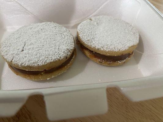 Alfajores with Dulce de leche