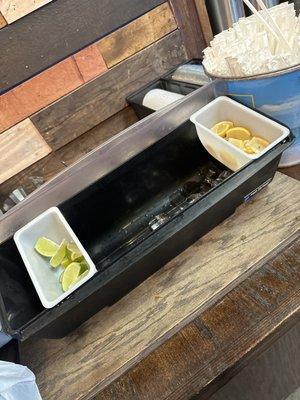 Public garnish station