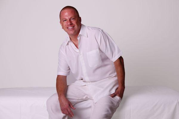 Your licensed massage therapist Richard Vona