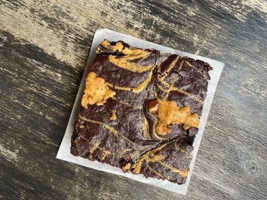 Vegan gluten-free peanut butter swirl brookie