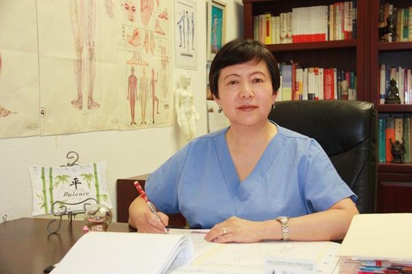 Dr. Liyan Lu, MD in China, L.Ac in California