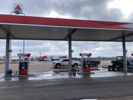 canopy/fueling area (both gasoline and diesel fuel are sold here)