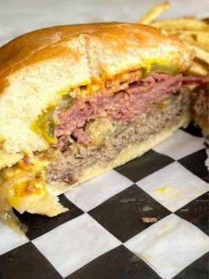 Pastrami burger