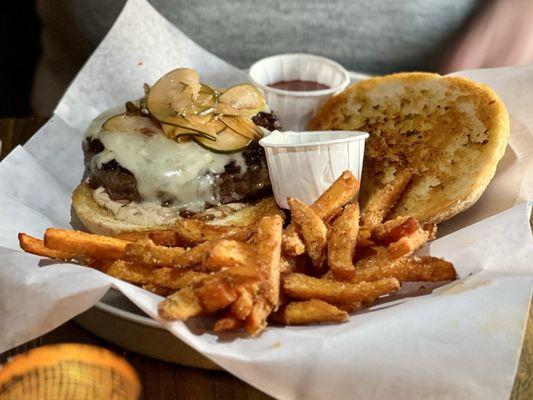 Edison Burger with sweet potato fries