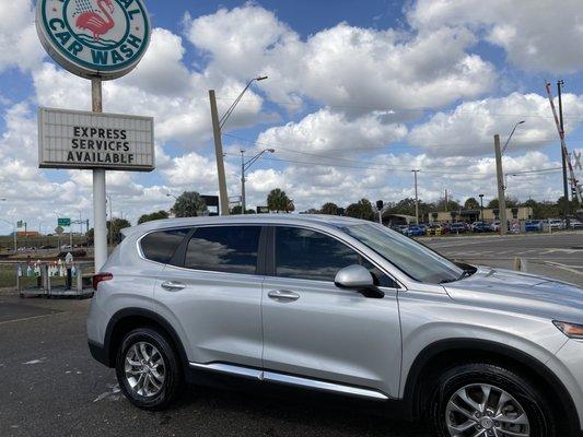 Tropical Car Wash