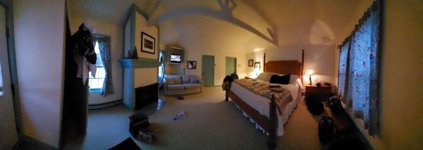 Panorama of "Dan" room in the annex