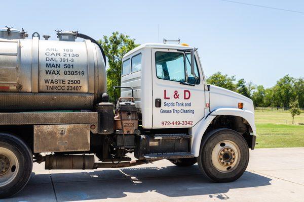 L & D Septic Tanks