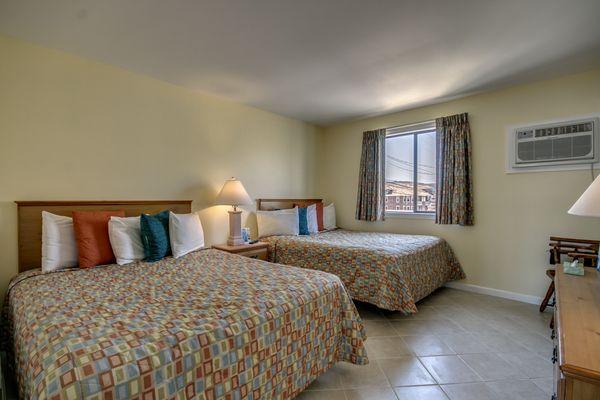 1 Bedroom Suite (Bedroom - 2 queen beds)