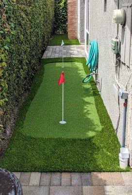 Artificial grass/putting green and patio pavers