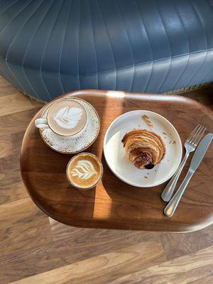 Cortado, Hot chocolate, Chocolate croissant