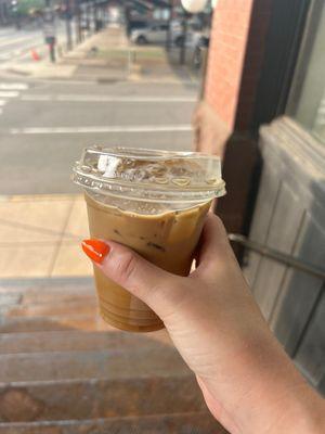 Small iced vanilla Americano