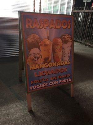 Raspados, Mangonadas, yogurt, fruit