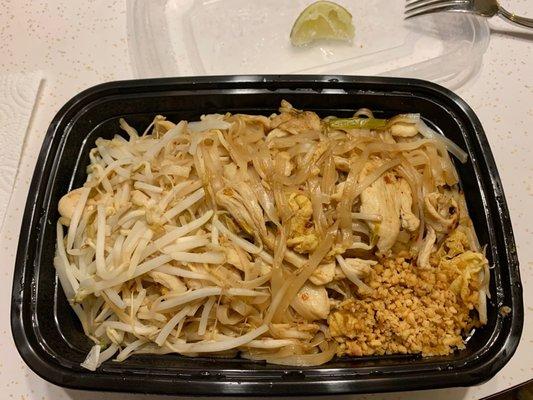 Pad Thai with Chicken.