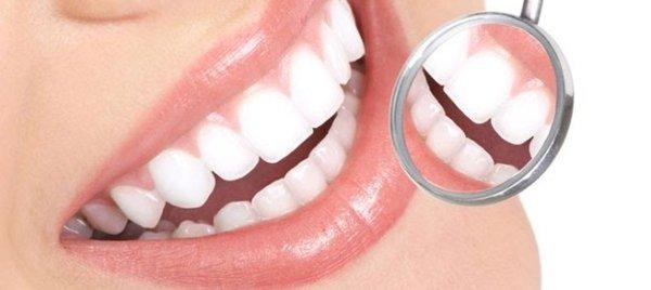 At Universal Dental Implant Center we also provide Cosmetic dentistry.