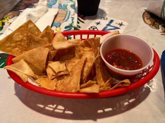 Salsa and chips