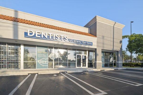 Dentists of Miami Gardens