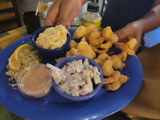 Fried shrimp combo.