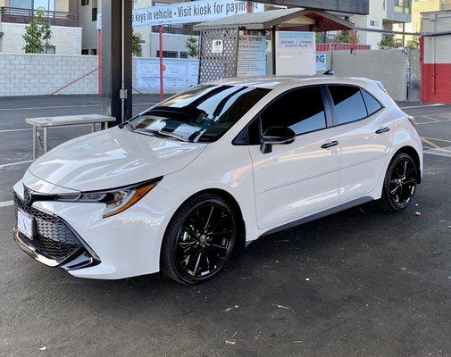 Corolla hatchback - Llumar Ceramic Limo on sides and back with Air80 on windshield