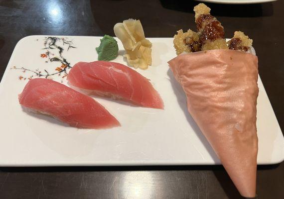 Tuna sushi and shrimp handroll