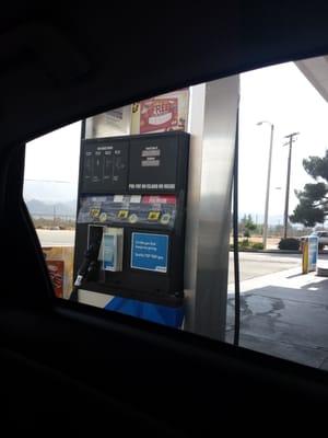 Getto Arco instead of fixing the pump panel they put tape around it lol....get me out of Acton/Palmdale